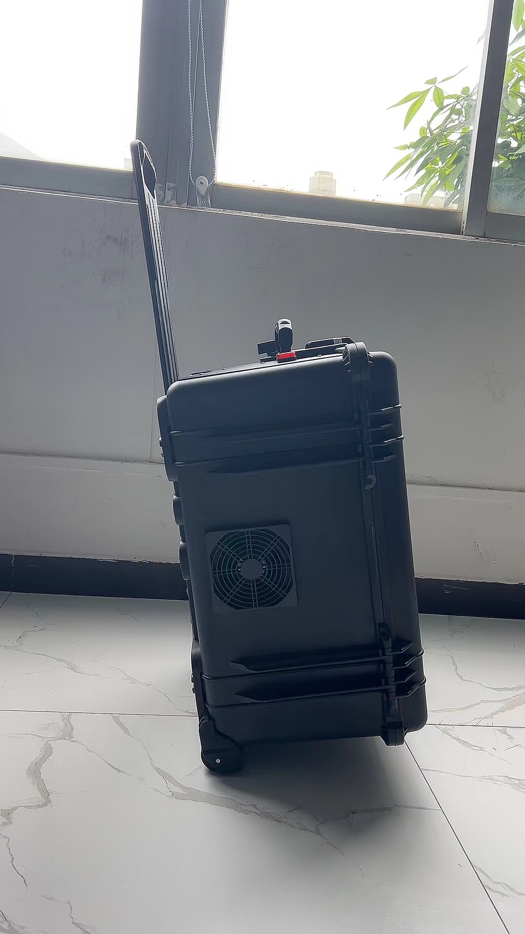 柯桥手拉箱型移动通信干扰器